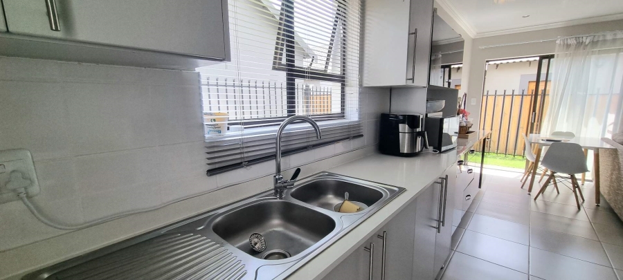 2 Bedroom Property for Sale in Heidedal Free State